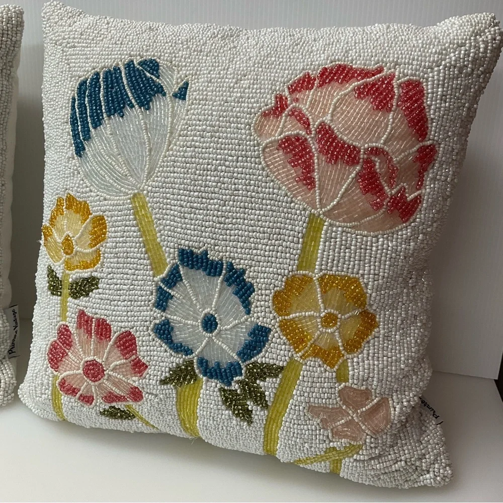 PRIMROSE VINTAGE Pillows Set of 2 Beaded Zipper Back Square Flowers Cream +